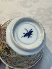 Two Chinese famille verte cups and four saucers, lingzhi and jade marks, Kangxi
