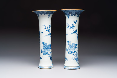 A Chinese blue and white five-piece garniture with birds among flowering branches, Qianlong