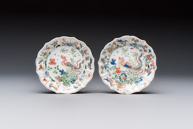 Two Chinese famille verte cups and four saucers, lingzhi and jade marks, Kangxi