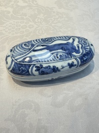 A Chinese blue and white 'Flying horse' betel nut box and cover, Wanli