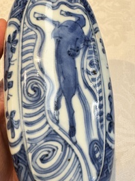 A Chinese blue and white 'Flying horse' betel nut box and cover, Wanli
