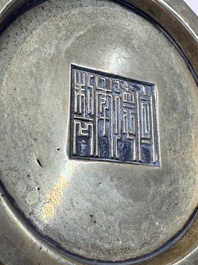 A Chinese bronze handled censer and stand, 17/18th C.