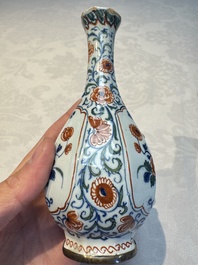 Three polychrome Dutch Delft cashmere palette bottle vases, first quarter 18th C.