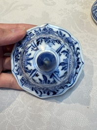 A Chinese blue and white five-piece garniture with floral design, Kangxi