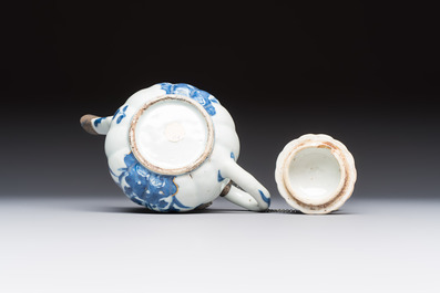 13 Chinese blue and white wares and four sets of Japanese Imari cups and saucers, 17/18th C.