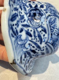 A Chinese blue and white five-piece garniture with floral design, Kangxi