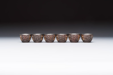 A group of 12 Chinese silver-lined coconut 'Shou 壽' bowls and cups, Wang Hengxin 王恆馨 marks, 19/20th C.