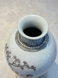 A pair of Chinese famille rose 'Meiping' vases with elegant beauties in a garden, Qianlong mark, 20th C.