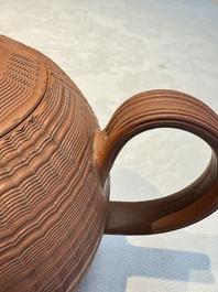 An English 4-piece engine-turned redware tea service, pseudo-Chinese marks, 2nd half 18th C.