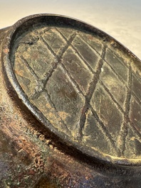 A rare Chinese inscribed archaic bronze food vessel, 'Gui 簋', Shang