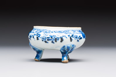 13 Chinese blue and white wares and four sets of Japanese Imari cups and saucers, 17/18th C.