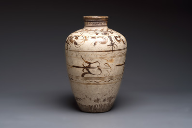 A large Chinese Cizhou ware slip-glazed wine jar, Ming