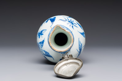 A blue and white pewter-mounted Delftware chinoiserie ewer, probably London, 17th C.