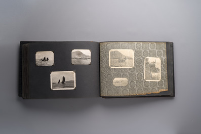 (Graphic content!) A photo album with views of China and Southeast Asia, incl. French military presence, wartime scenes and executions, 20th C.