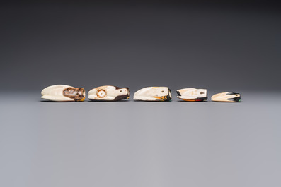 A collection of 19 French &lsquo;Cicada&rsquo; wall pocket vases, 20th C.