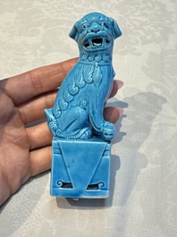 Six Chinese turquoise-glazed wares, 19/20th C.