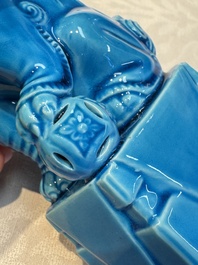 Six Chinese turquoise-glazed wares, 19/20th C.