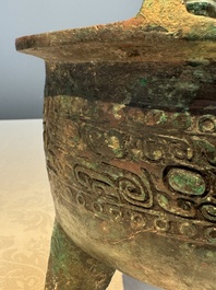 A Chinese archaic bronze ritual tripod food vessel, 'Li 鬲', early Shang