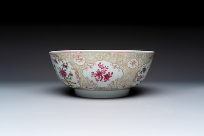 A Chinese famille rose punch bowl with figural design, Qianlong