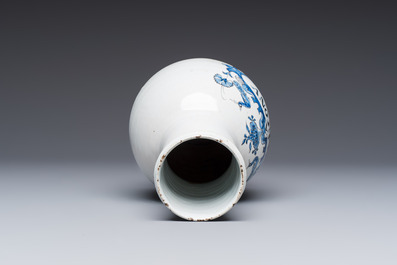 Five blue and white Dutch Delft and Brussels faience drug jars, 18th C.