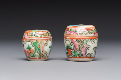 Eight Chinese famille rose wares, 19/20th C.