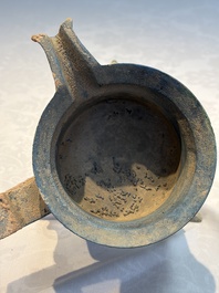 A Chinese archaic bronze food warming vessel, 'Jiao Dou 鐎斗', Han