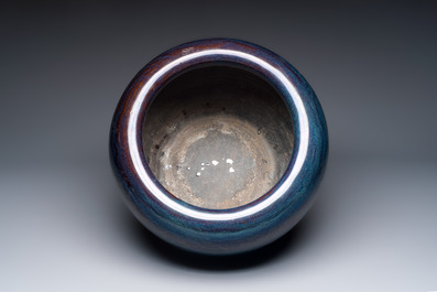 A large Japanese flamb&eacute;-glazed globular jardini&egrave;re, 19/20th C.