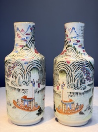 A pair of fine Chinese famille rose 'Ode to the Red Cliff' vases, Hongwu mark, Daoguang