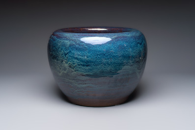 A large Japanese flamb&eacute;-glazed globular jardini&egrave;re, 19/20th C.