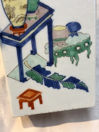 A pair of Chinese famille verte 'Antiquities' square vases, 19th C.