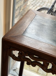 Two Chinese marble-topped hongmu stands, 19/20th C.