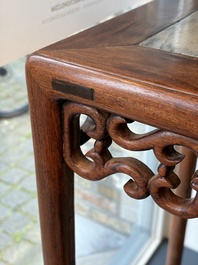 Two Chinese marble-topped hongmu stands, 19/20th C.