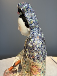 A large Chinese famille rose 'Guanyin' group, Ye Yundeng Zao 葉運燈造, 20th C.