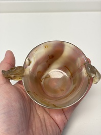 A Chinese agate cup with two lingzhi-form handles, 19th C.
