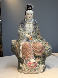 A large Chinese famille rose 'Guanyin' group, Ye Yundeng Zao 葉運燈造, 20th C.