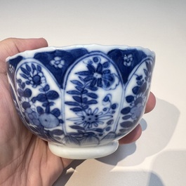 10 Chinese blue and white cups and 16 saucers, Kangxi and later