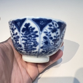 10 Chinese blue and white cups and 16 saucers, Kangxi and later