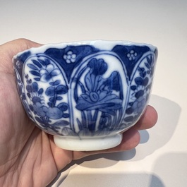 10 Chinese blue and white cups and 16 saucers, Kangxi and later