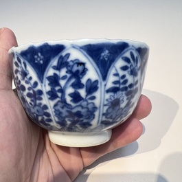 10 Chinese blue and white cups and 16 saucers, Kangxi and later