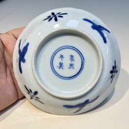 10 Chinese blue and white cups and 16 saucers, Kangxi and later