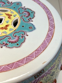 A Chinese famille rose 'Elegant Beauties' garden seat, 20th C.