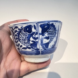 10 Chinese blue and white cups and 16 saucers, Kangxi and later