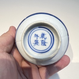 10 Chinese blue and white cups and 16 saucers, Kangxi and later