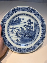 11 Chinese Imari-style and blue and white wares, Yongzheng/Qianlong