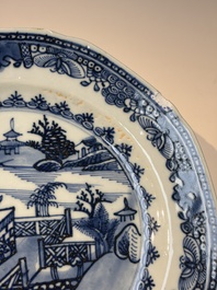 11 Chinese Imari-style and blue and white wares, Yongzheng/Qianlong