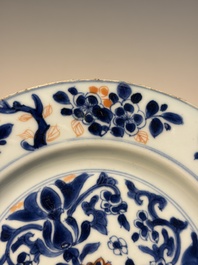 11 Chinese Imari-style and blue and white wares, Yongzheng/Qianlong