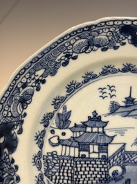 11 Chinese Imari-style and blue and white wares, Yongzheng/Qianlong