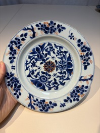 11 Chinese Imari-style and blue and white wares, Yongzheng/Qianlong