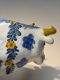 A pair of polychrome Dutch Delft cows, 18th C.