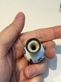 13 Chinese blue and white wares and four sets of Japanese Imari cups and saucers, 17/18th C.